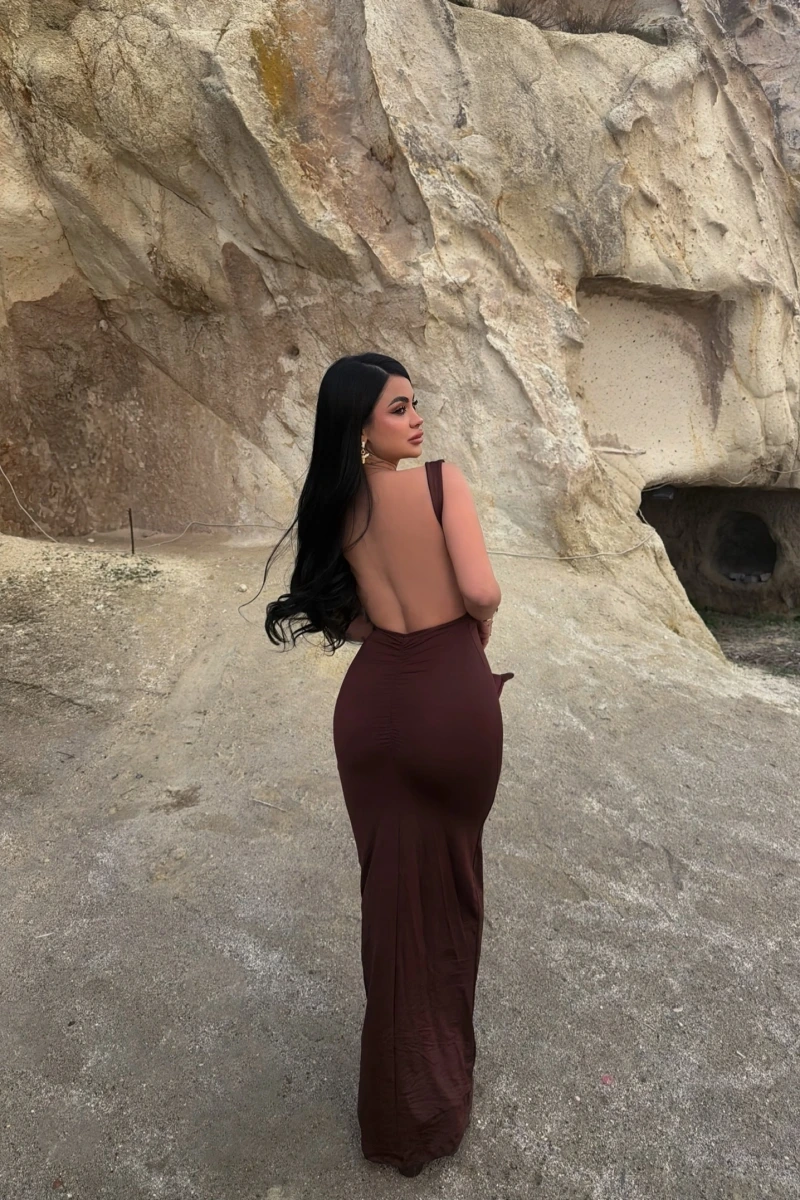 Kahve Sırt Açık Long Elbise