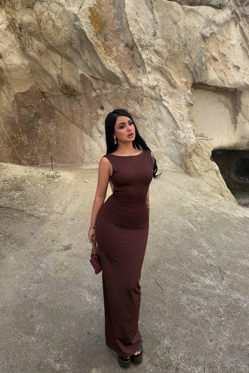Kahve Sırt Açık Long Elbise