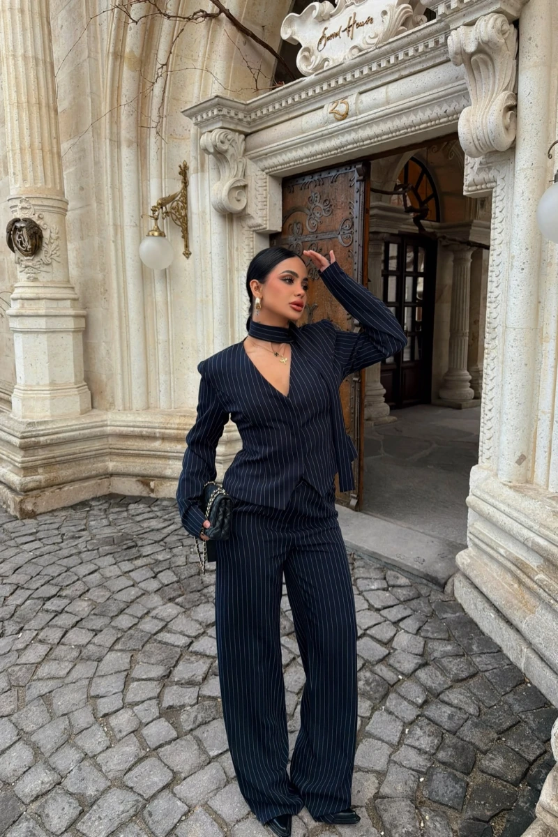 Lacivert Çizgili Blazer Üçlü Takım