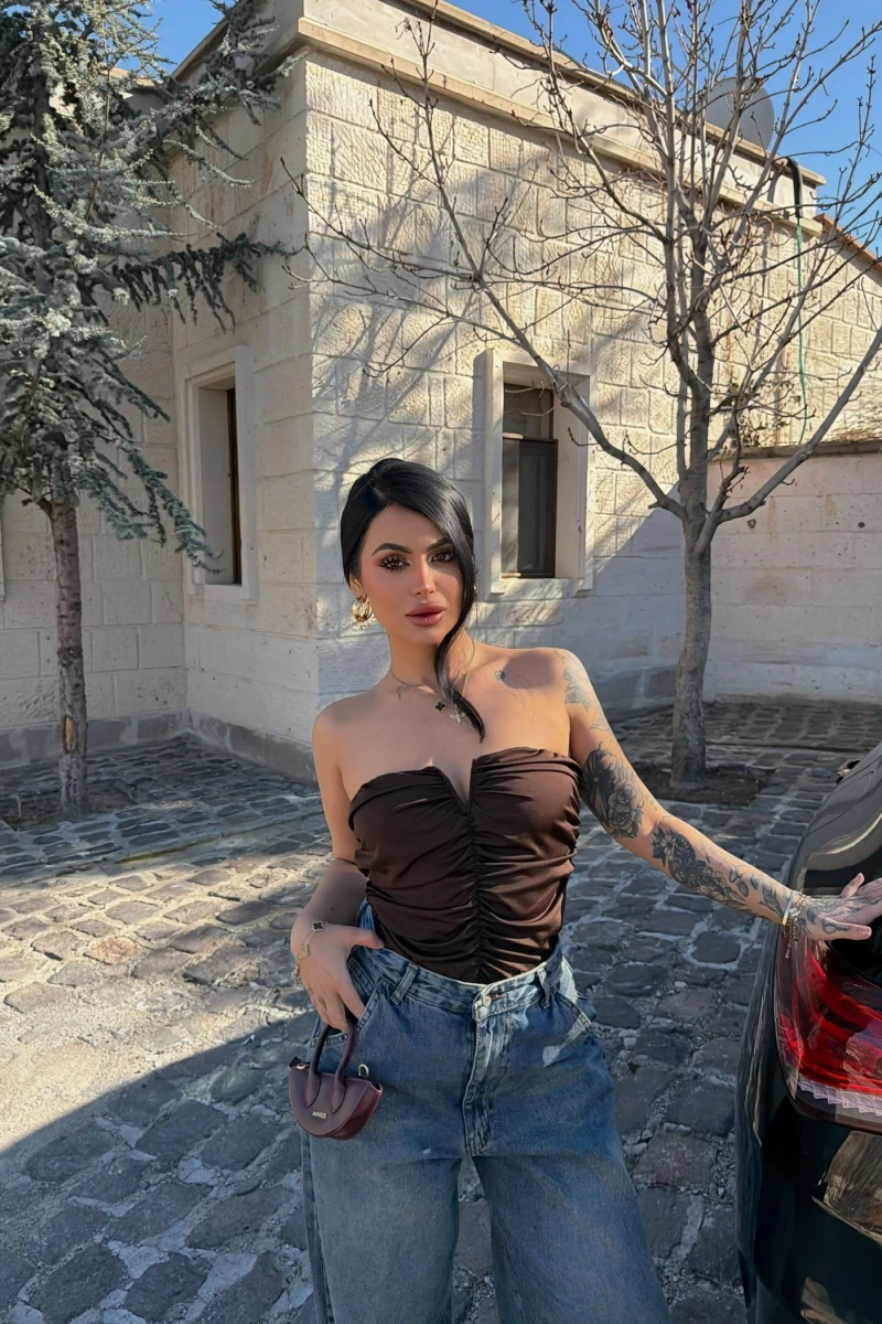 Kahve Büzgülü Straplez Crop