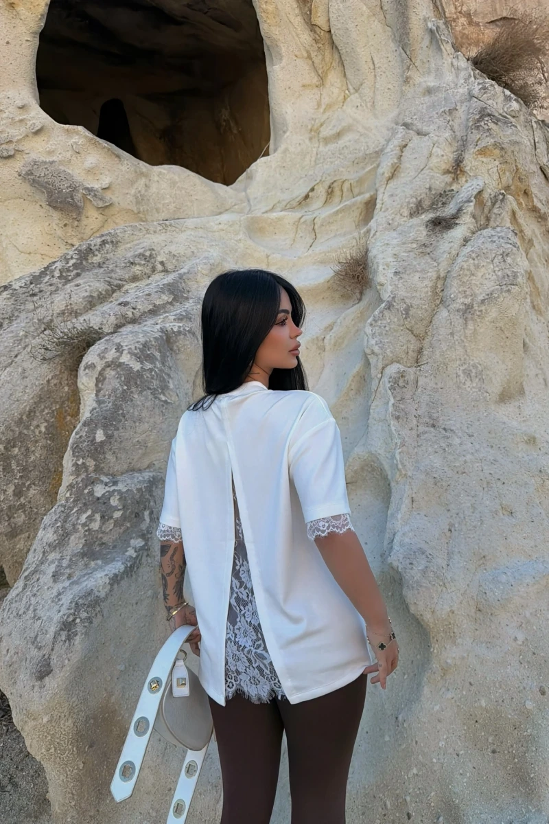 Beyaz Sırt ve Kol Güpürlü Modal Tişört