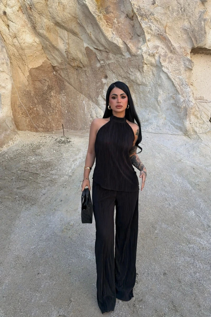 Siyah Sırt Dekolte Fitilli Takım