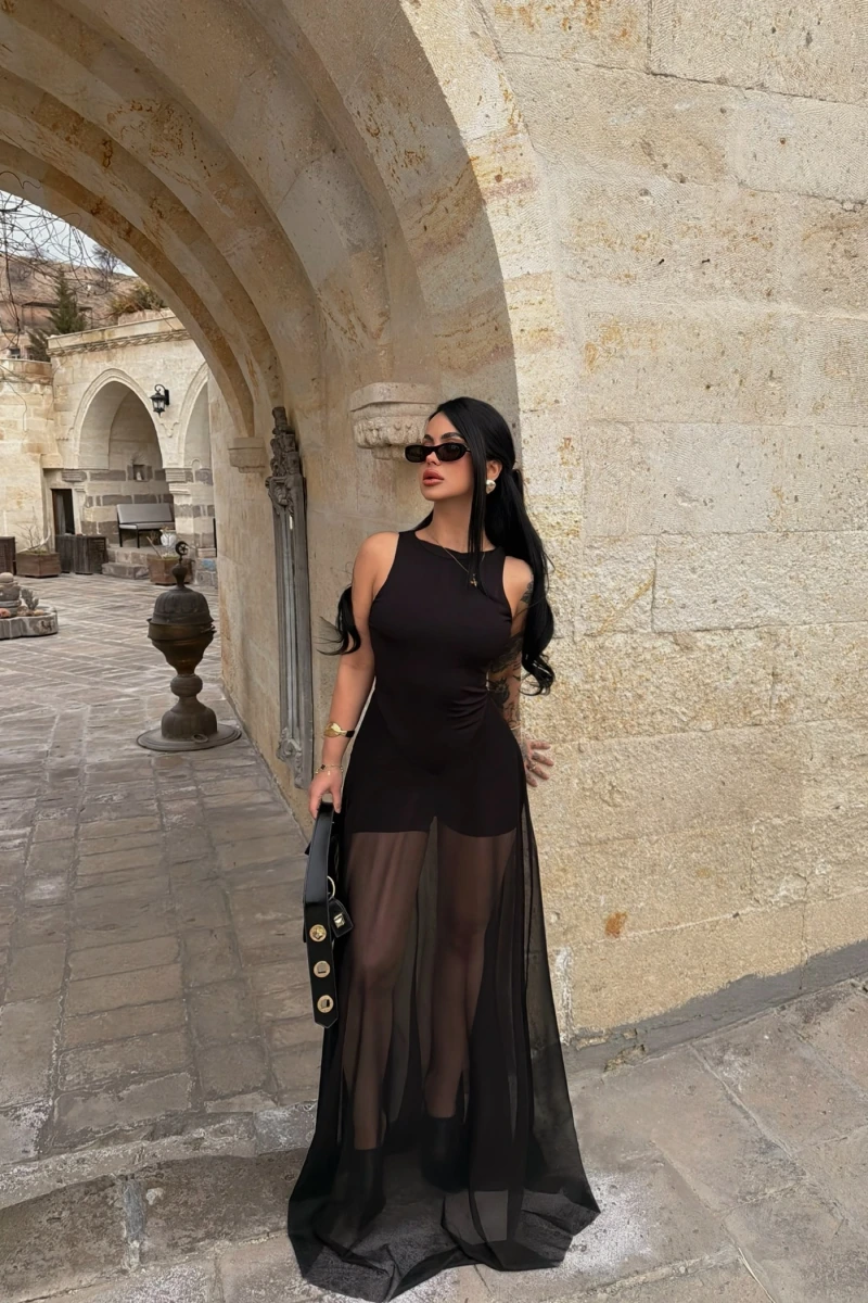 Şeffaf Katmanlı Şortlu Elbise