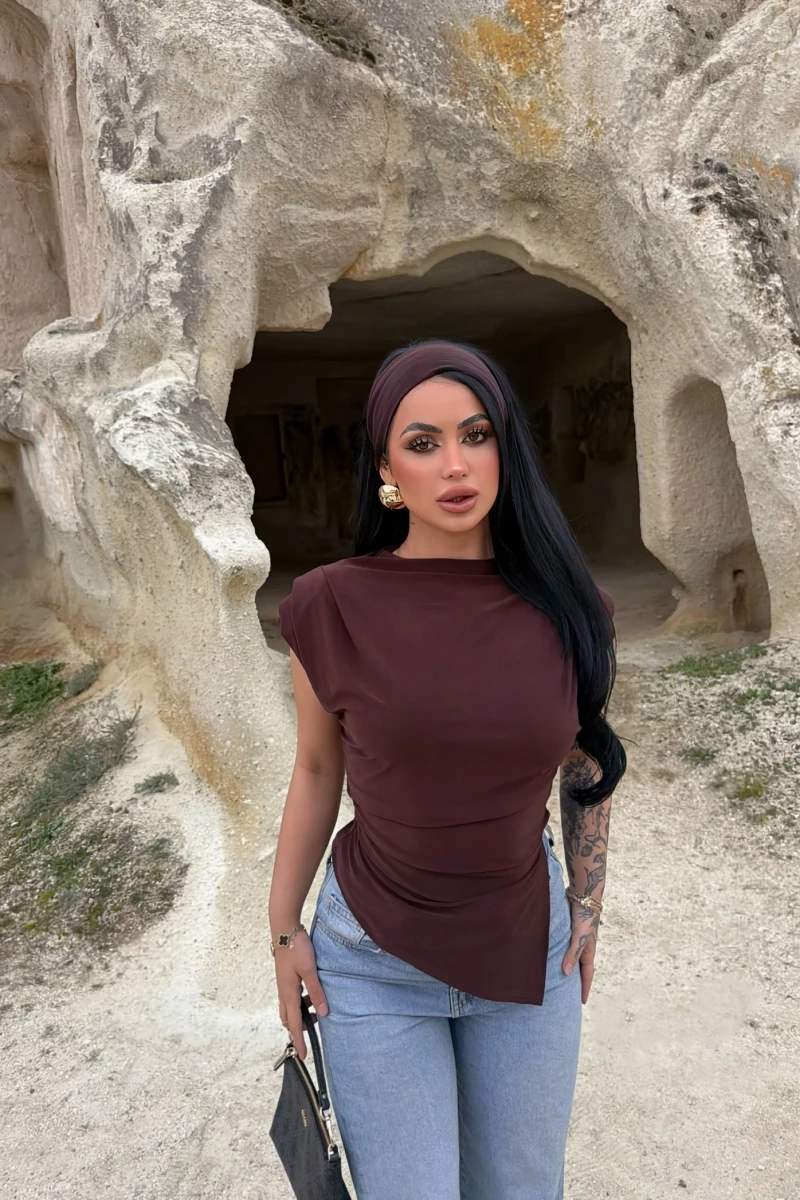 Kahve Vatkalı Pileli Bluz
