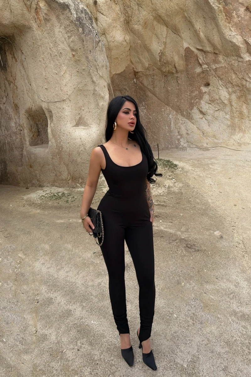 Siyah Askılı Basic Slim Tulum