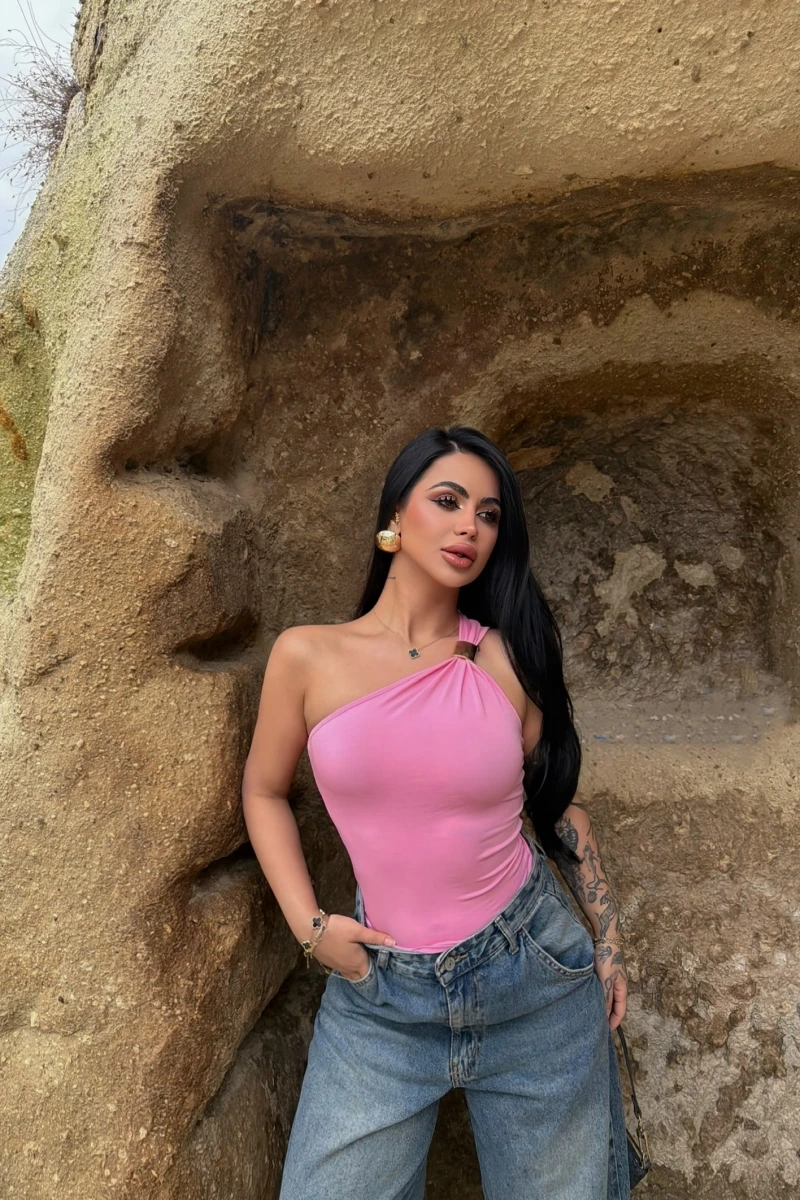 Pembe Omuz Aksesuarlı Sandy Crop