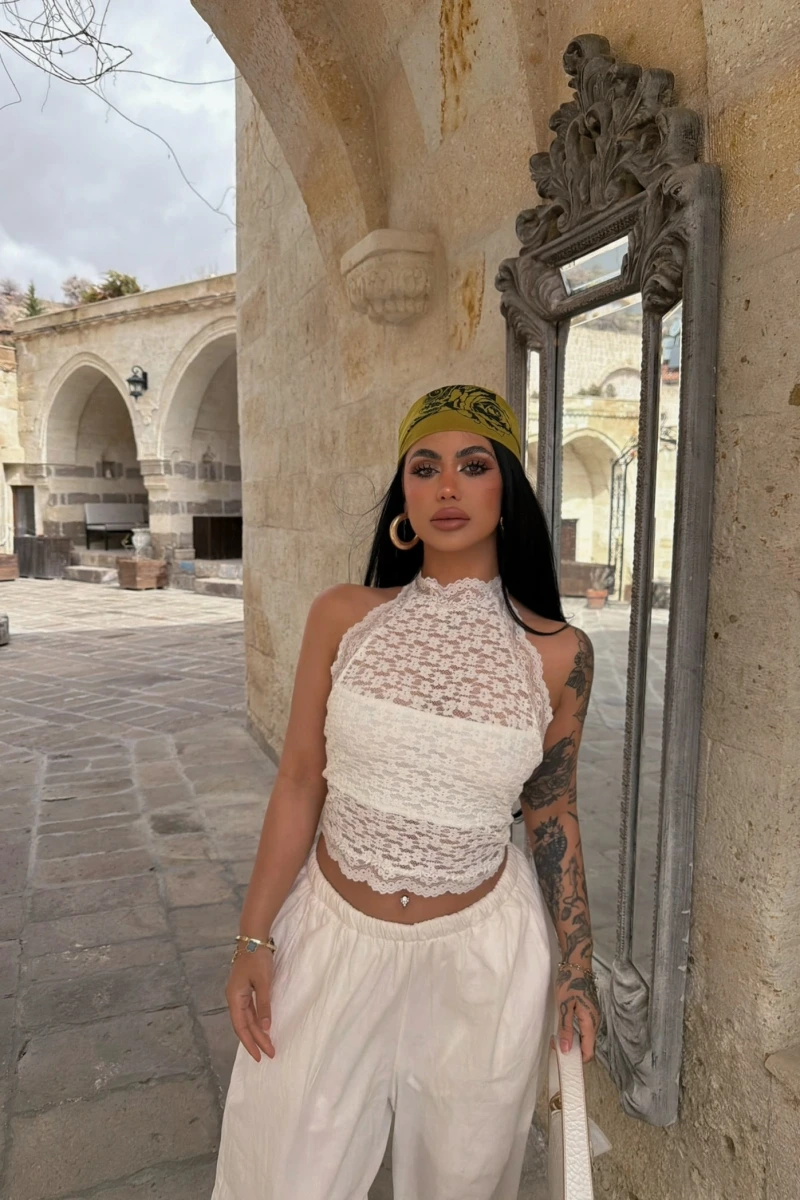 Beyaz Bohem İçi Astarlı Dantel Crop