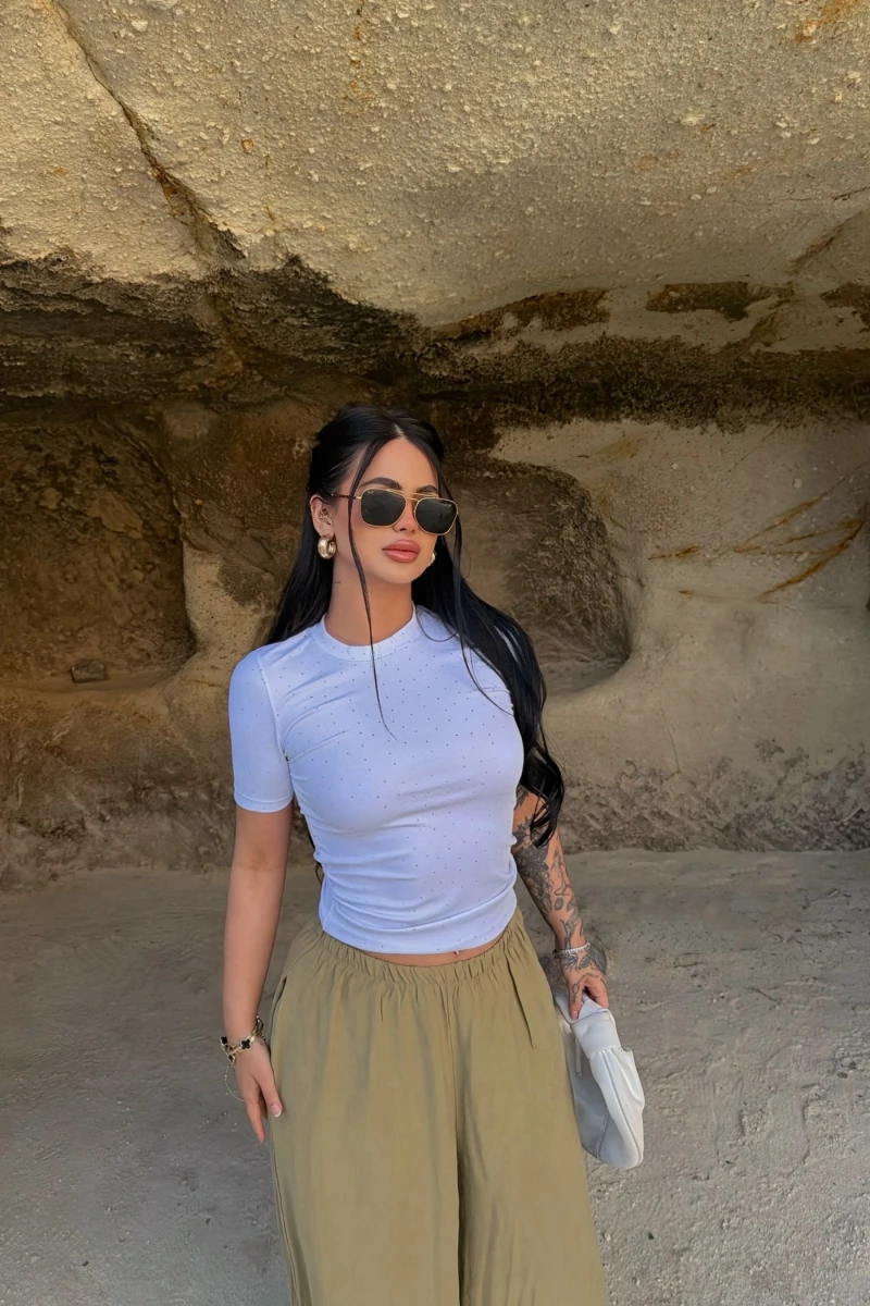 Beyaz Glam Basic Taşlı Crop