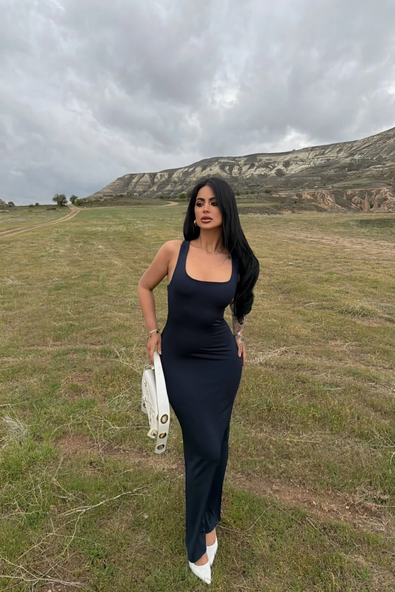 Lacivert Sırt Çapraz Maxi Elbise