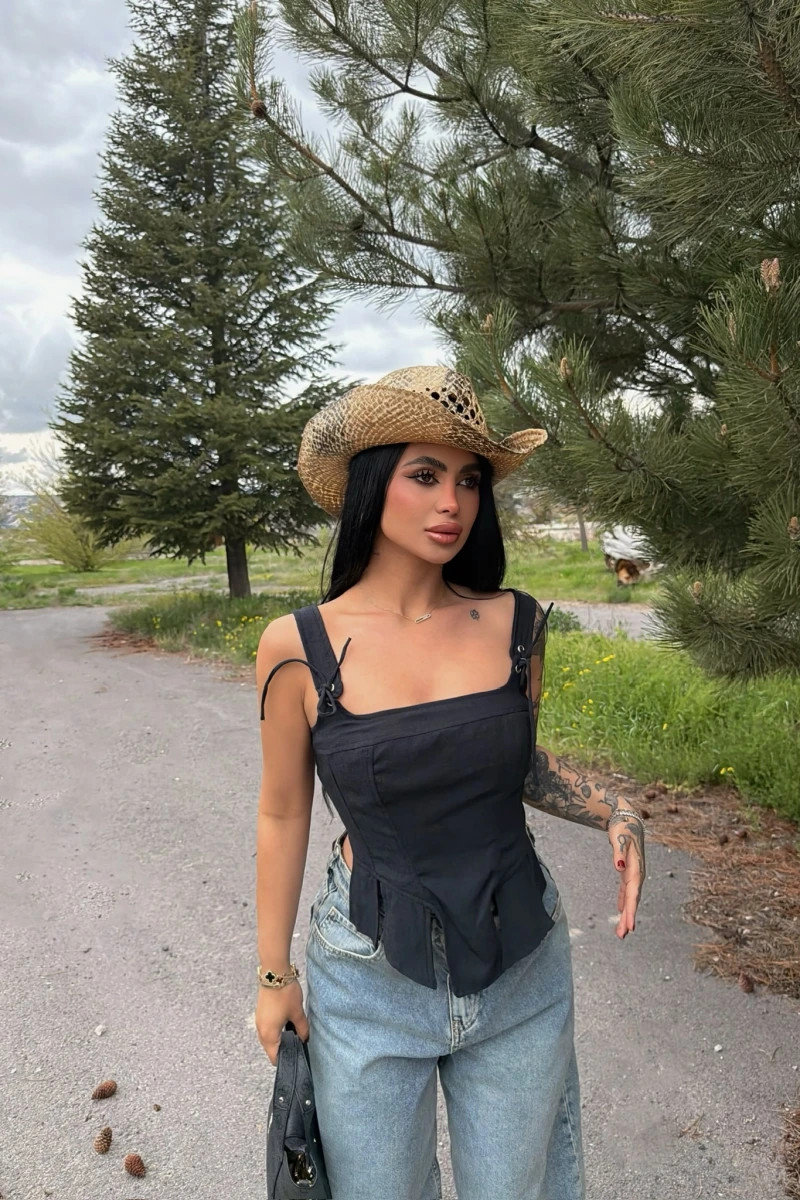Siyah Softline Askılı Crop