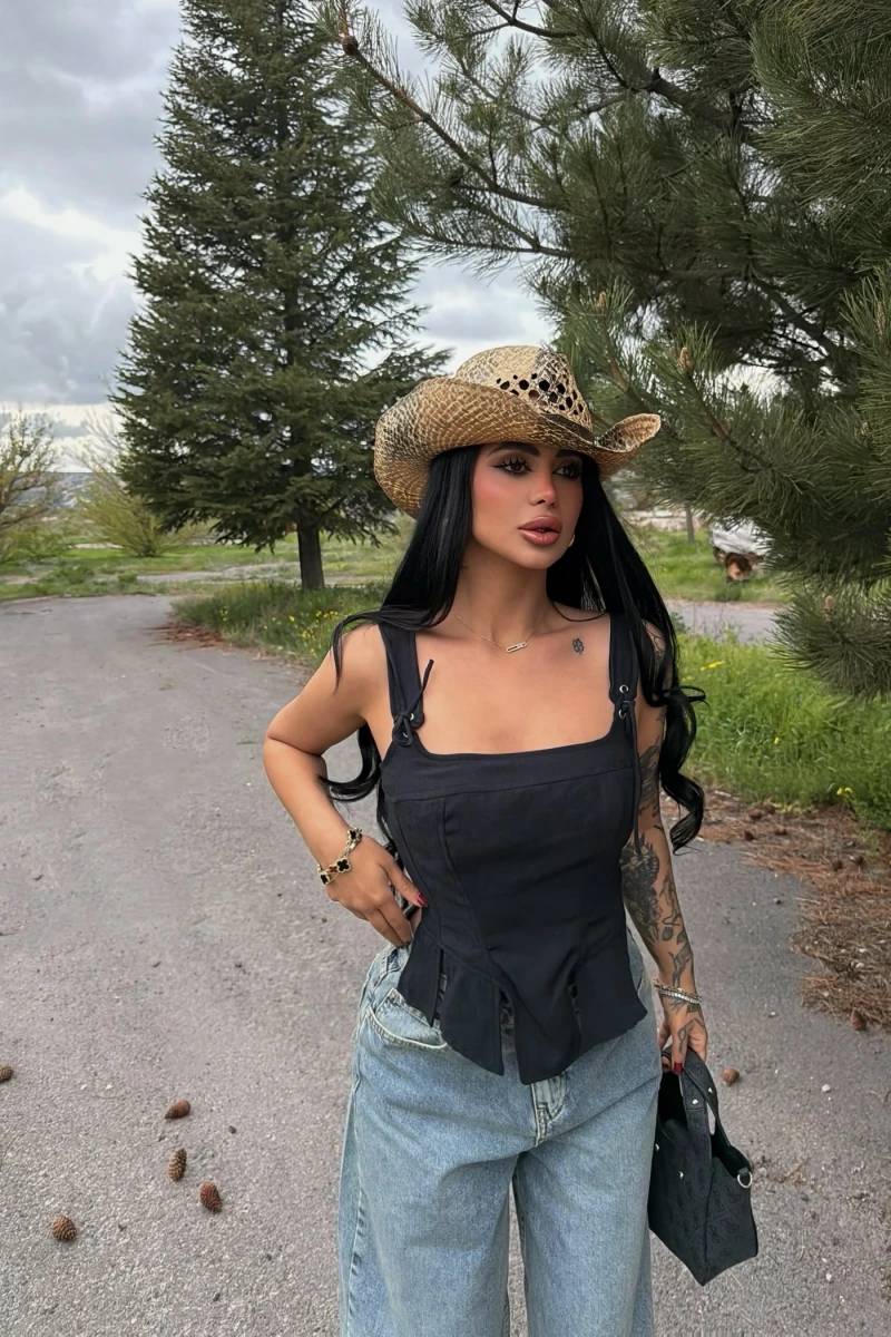 Siyah Softline Askılı Crop