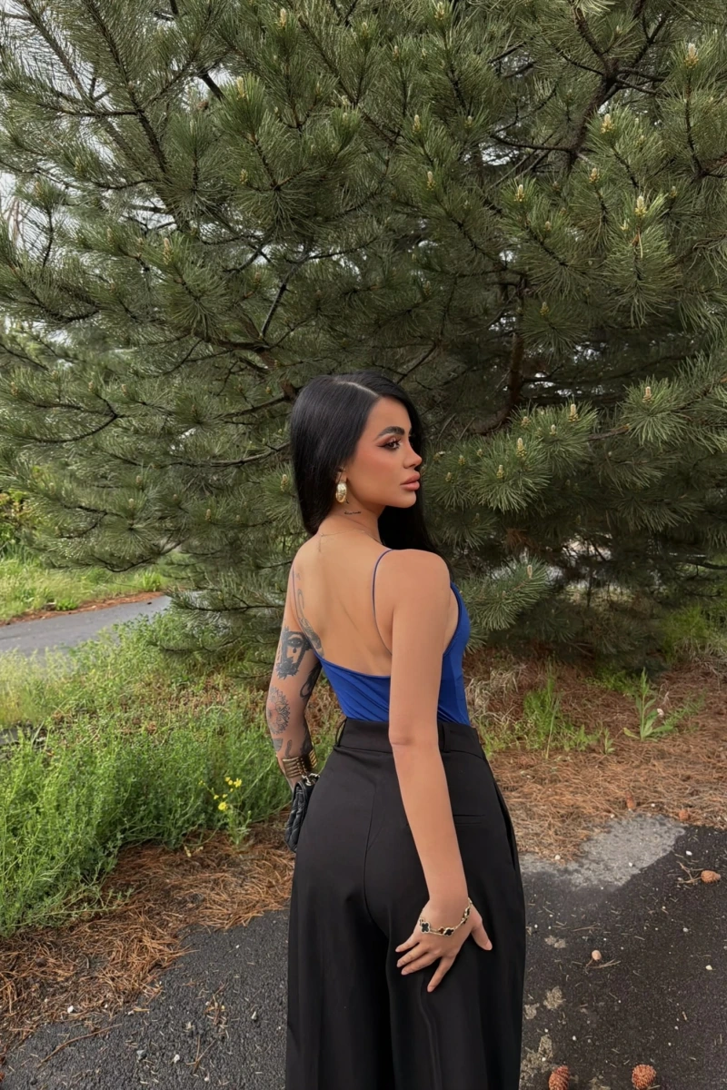 Mavi İp Askılı Degaje Bodysuit