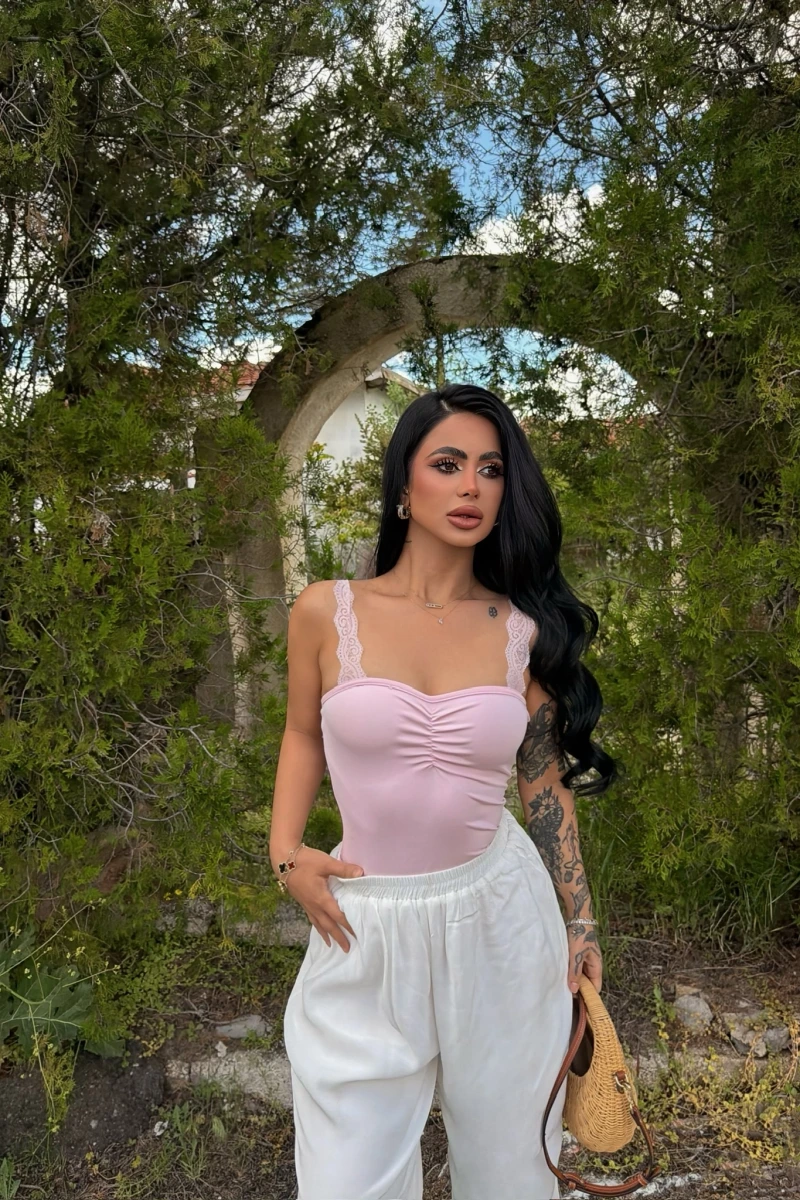 Pudra Güpür Askılı Crop