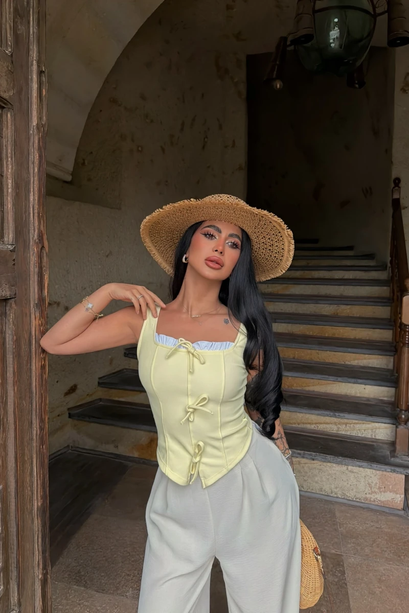 Sarı Göğüs Bağcıklı Biyeli Crop