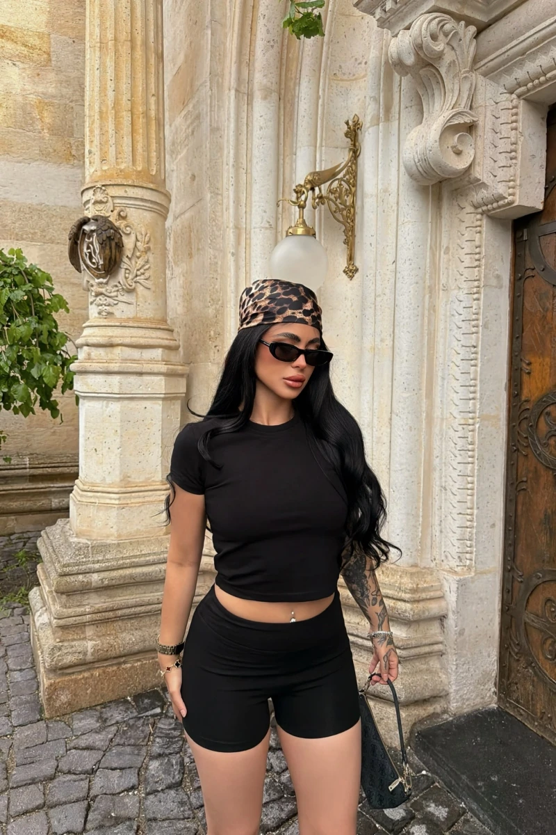 Siyah Biker Şortlu Crop Takım