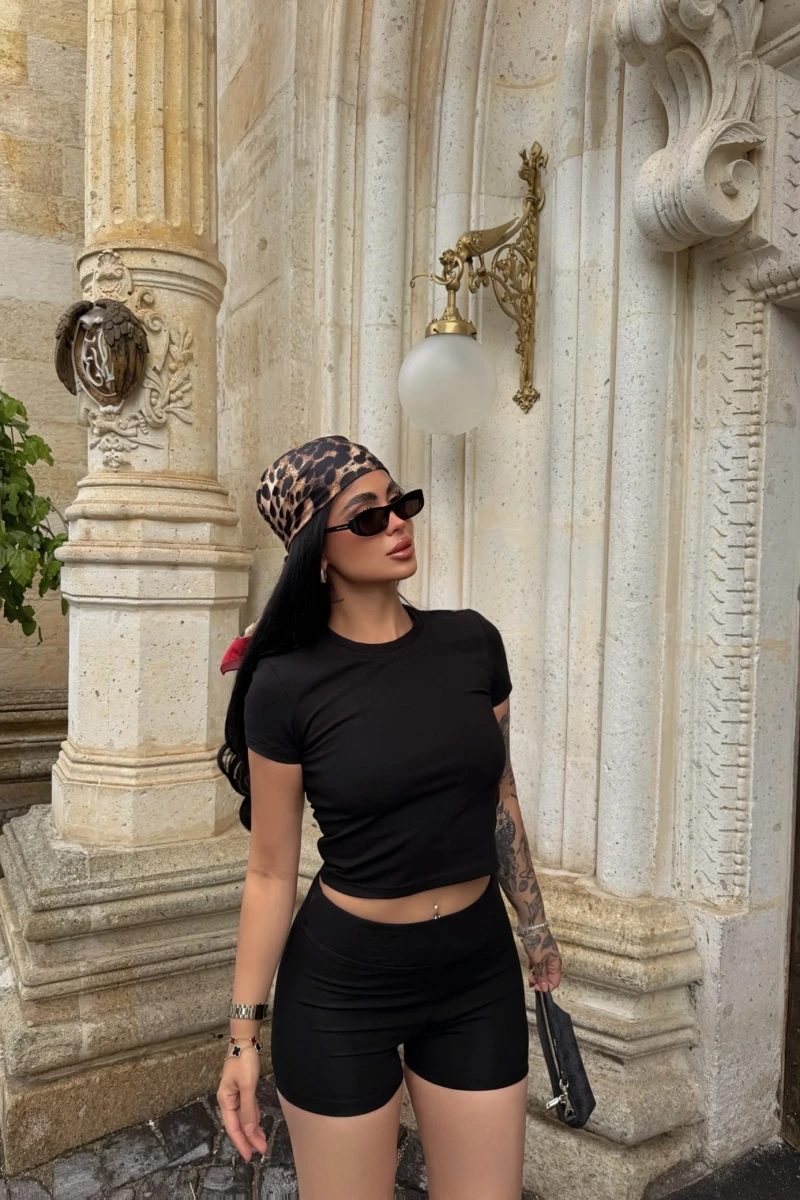 Siyah Biker Şortlu Crop Takım