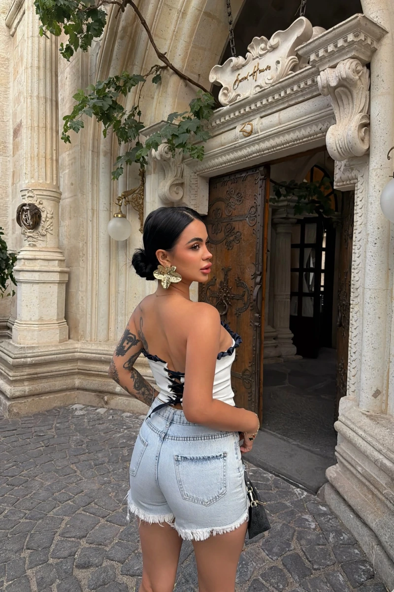 Beyaz Amazing Kuşgözü Korse