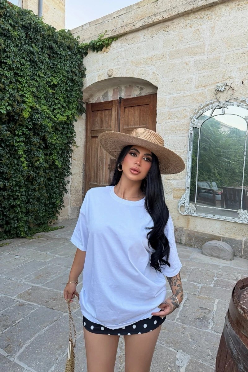 Beyaz Basic Oversize Tişört