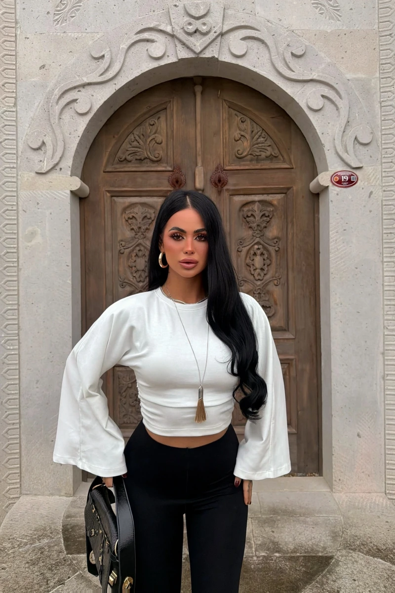 Beyaz Carmen Drapeli Bluz