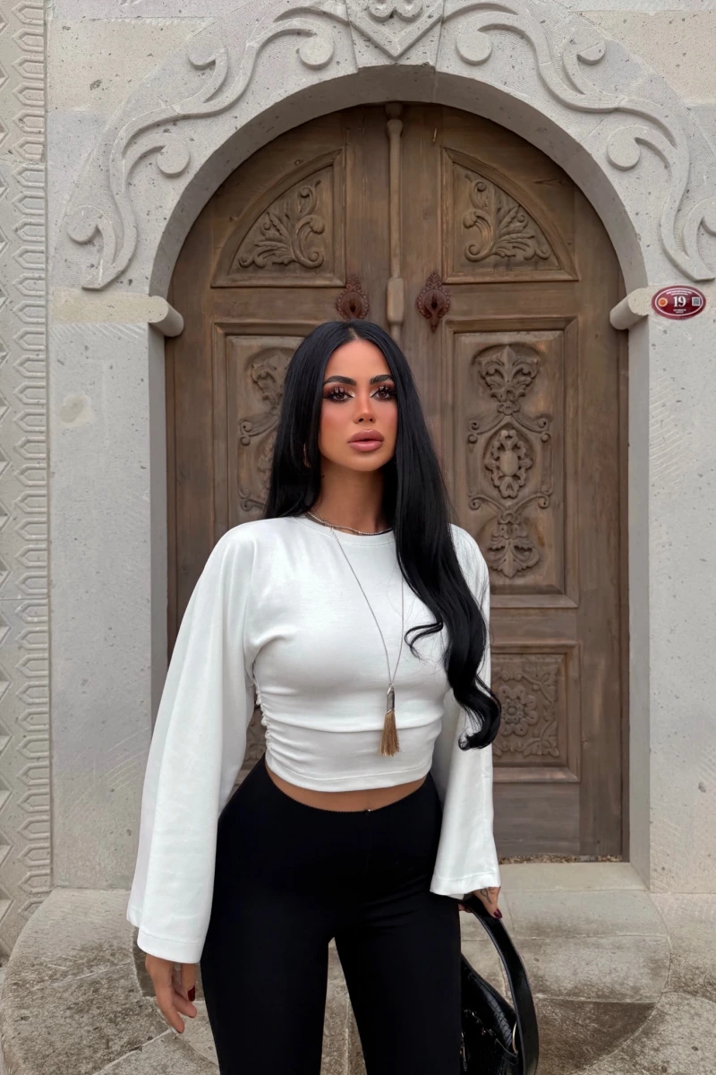 Beyaz Carmen Drapeli Bluz