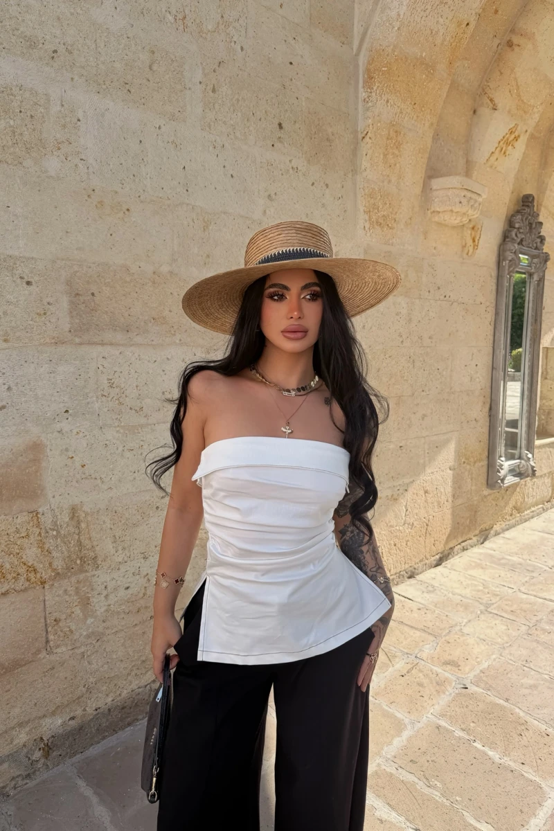 Beyaz Çift Yırtmaçlı Denim Straplez