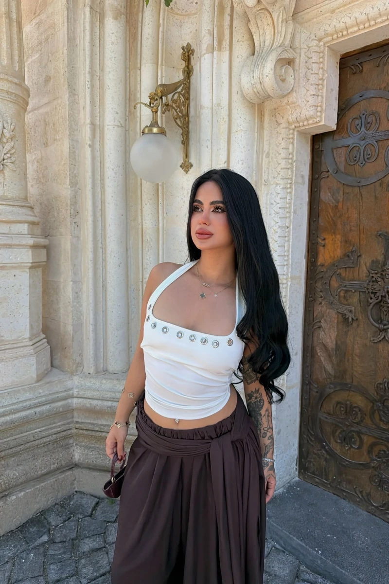 Beyaz Kare Yaka Droplu Crop