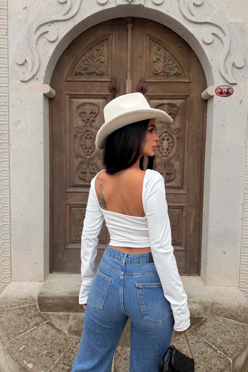Beyaz Sırt Açık Basic Crop