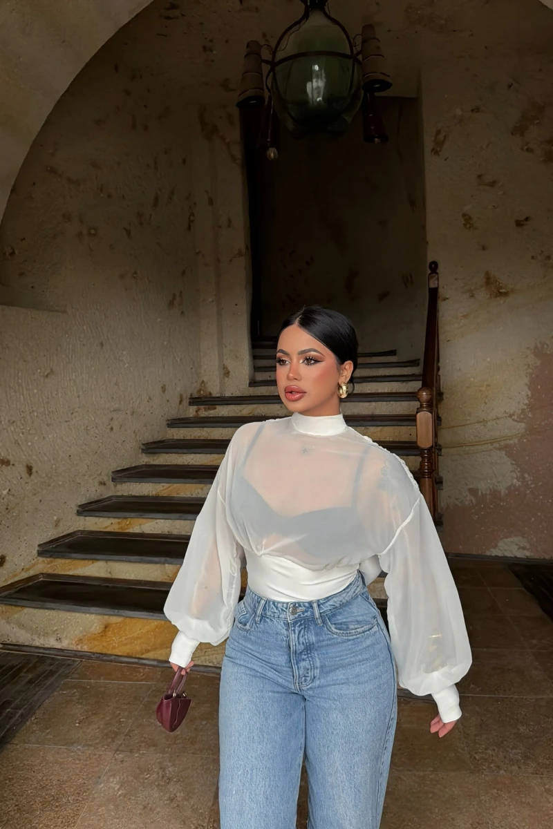 Beyaz Sırt Degaje Tül Şifon Bodysuit