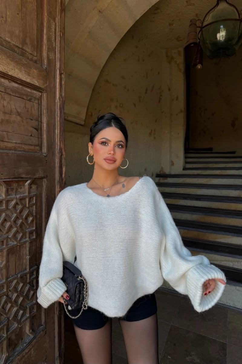 Ekru Batwing Oversize Triko Kazak
