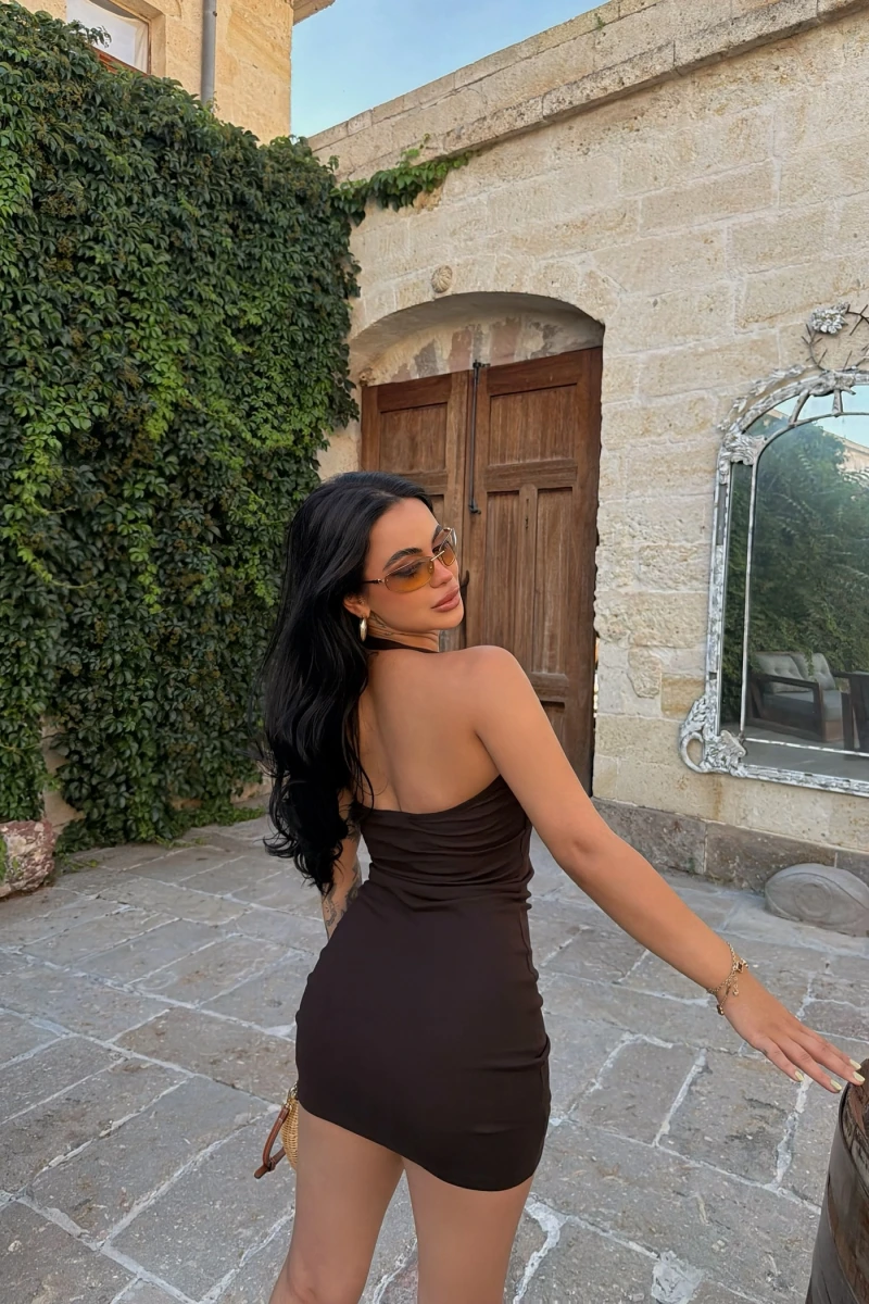 Kahve Boyundan Geçmeli Modal Elbise