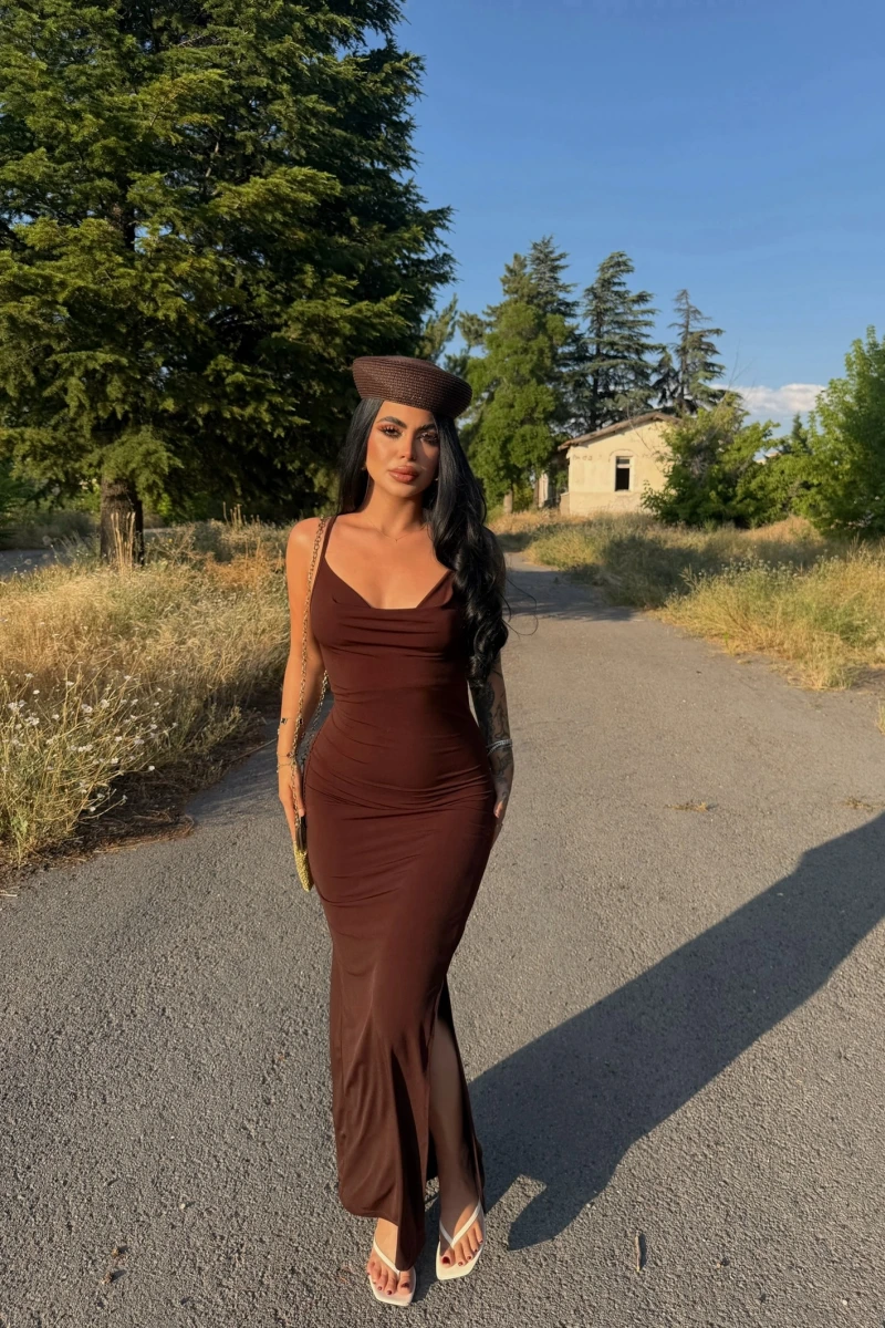 Kahve Yırtmaçlı Degaje Yaka Elbise