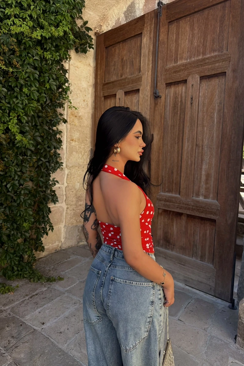 Kırmızı Boyundan Geçmeli Puantiyeli Crop