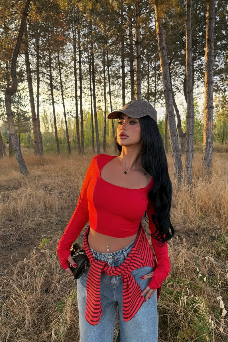 Kırmızı Kare Yaka Çift Kat Crop
