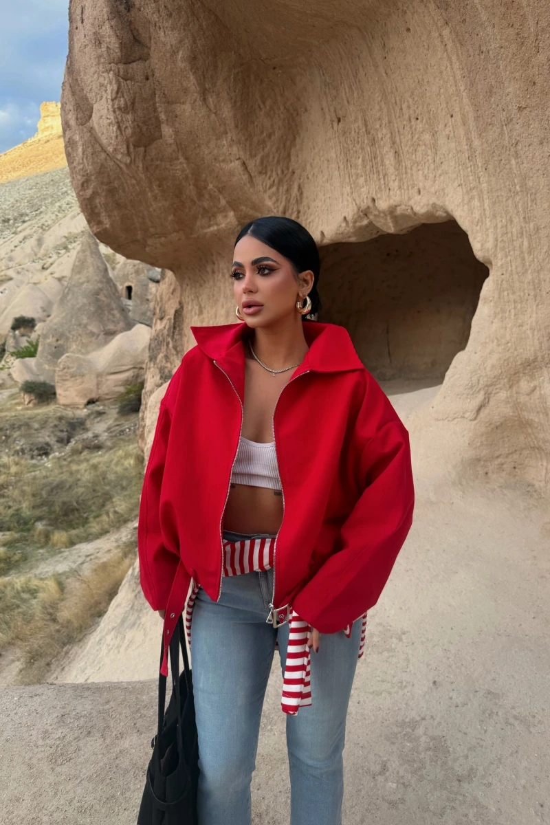 Kırmızı Kemerli Oversize Bomber Ceket
