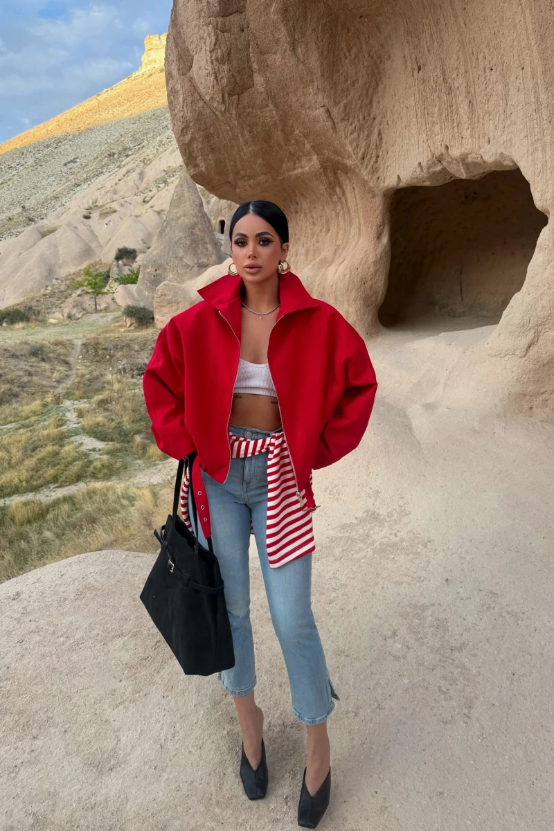 Kırmızı Kemerli Oversize Bomber Ceket