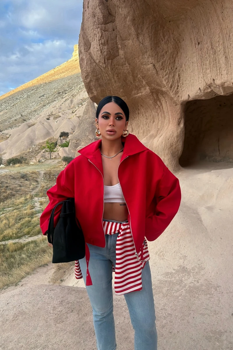 Kırmızı Kemerli Oversize Bomber Ceket