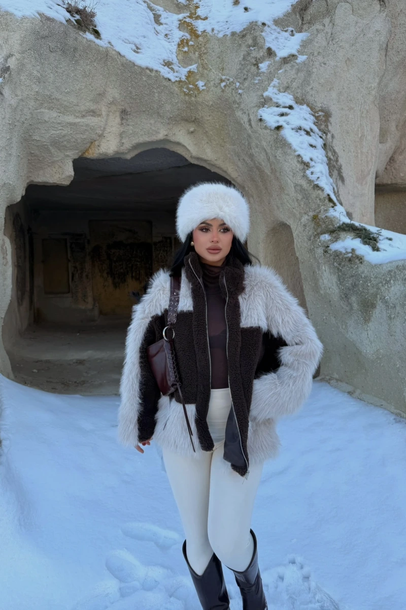 Lolita Garni Detay Mont