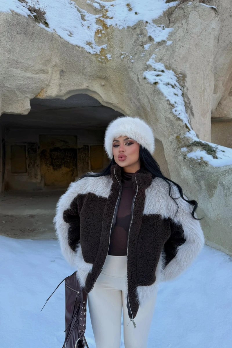 Lolita Garni Detay Mont