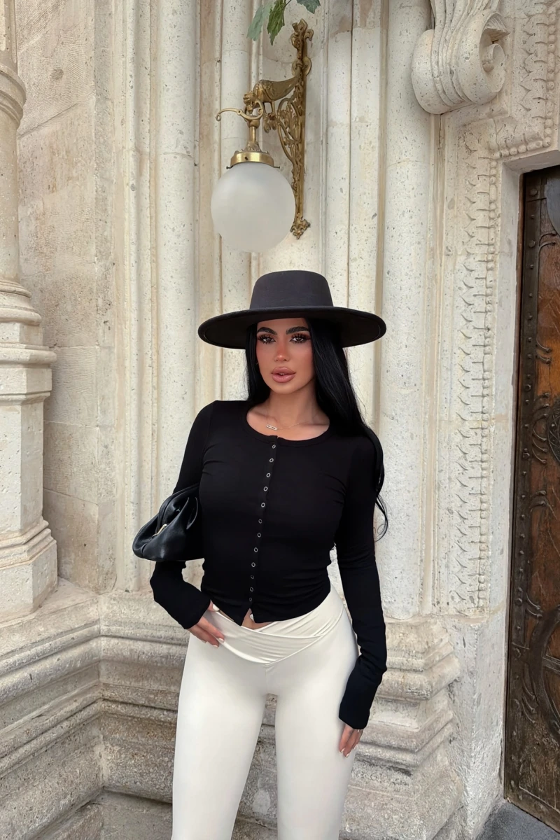 Ön Düğmeli Basic Crop