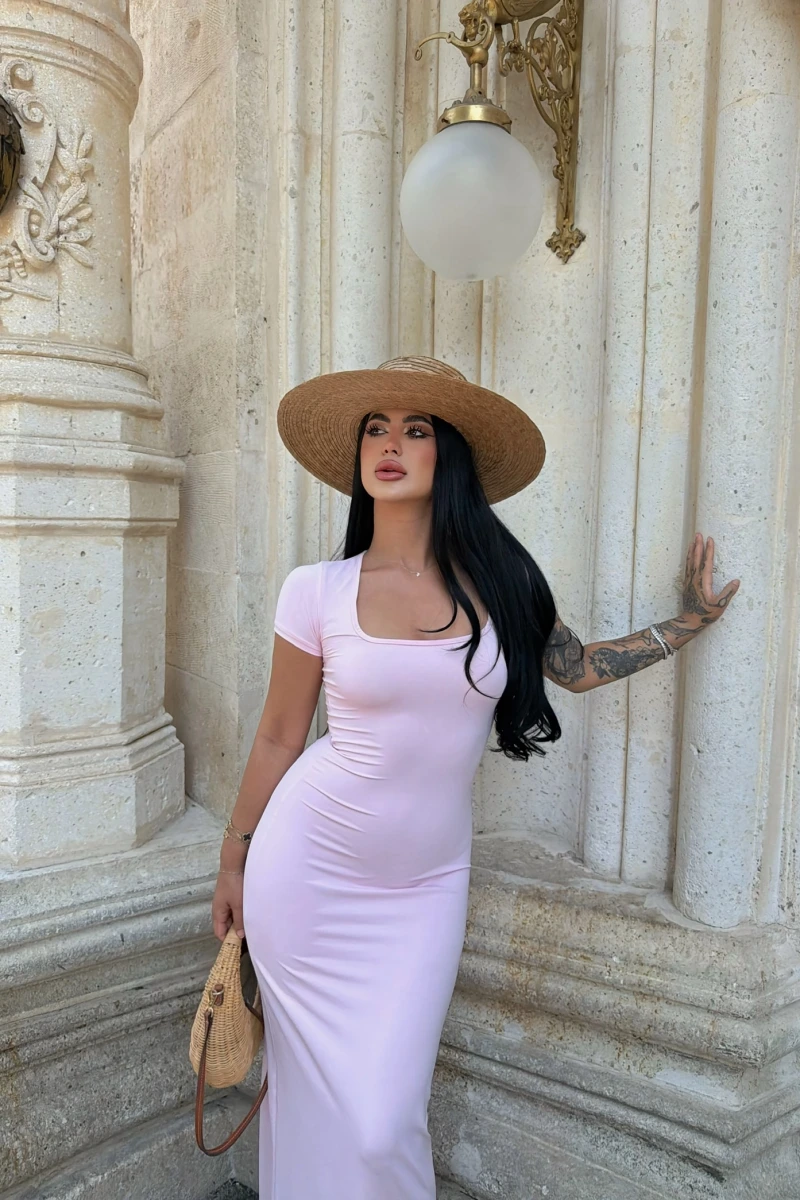 Pembe Kare Yaka Scuba Maxi Elbise