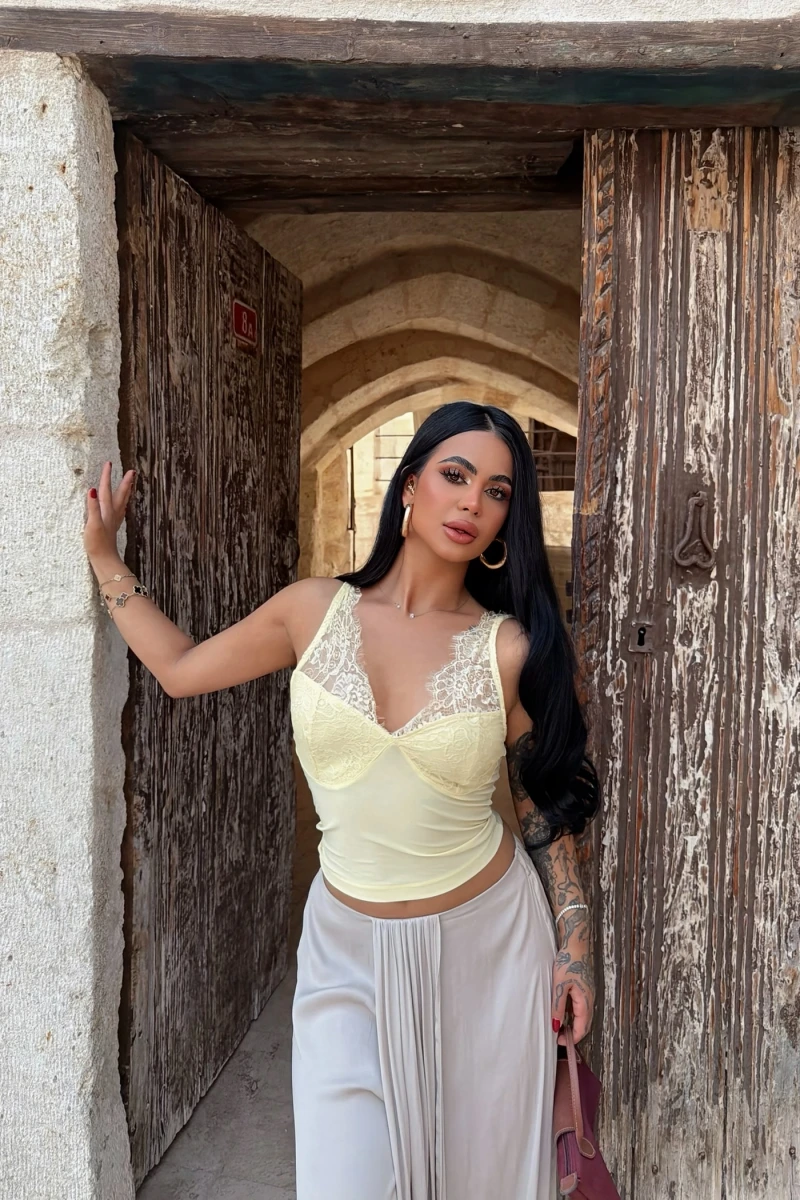 Sarı Güpürlü Sandy Bralet