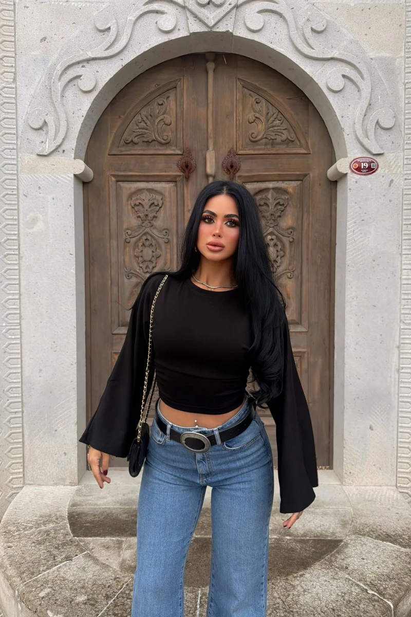 Siyah Carmen Drapeli Bluz