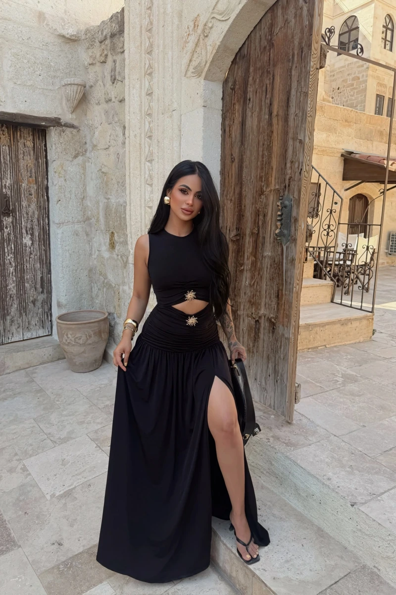 Siyah Çift Aksesuarlı Resort Elbise