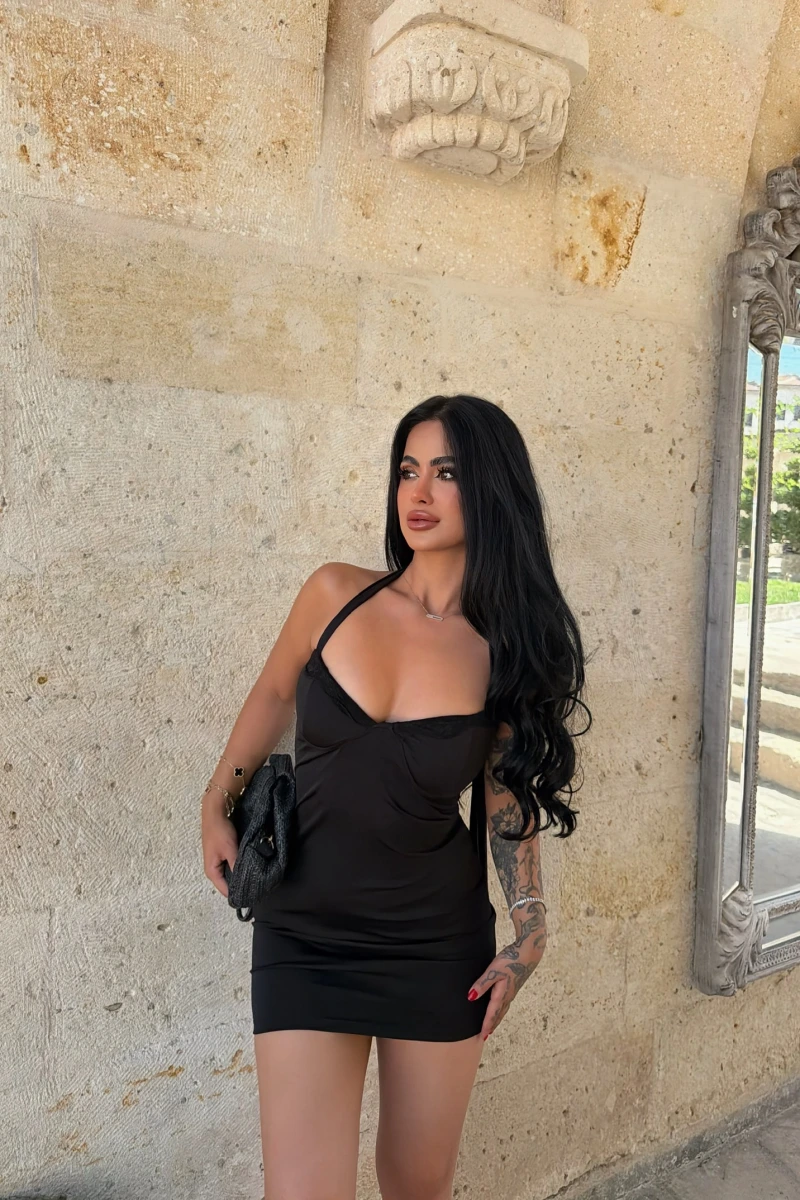 Siyah Göğüs Destekli Mini Elbise