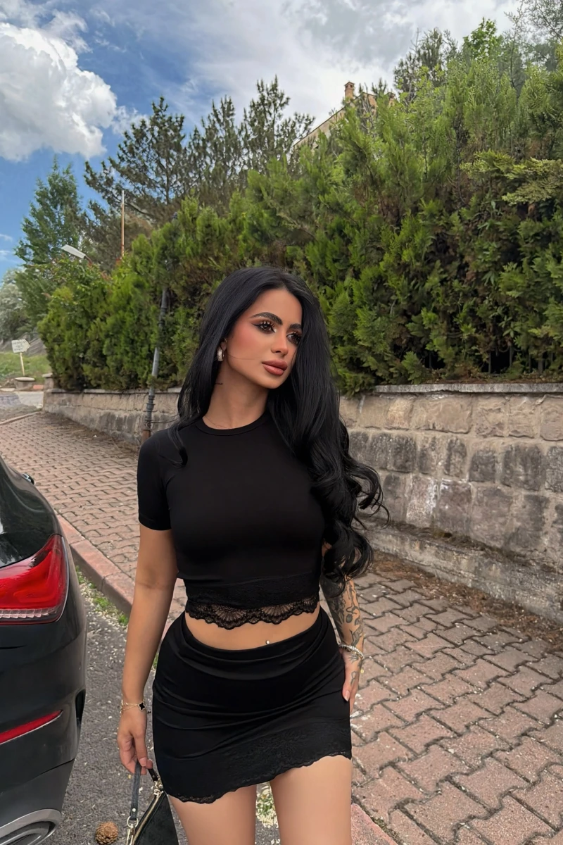 Siyah Güpürlü Etek Crop Takım