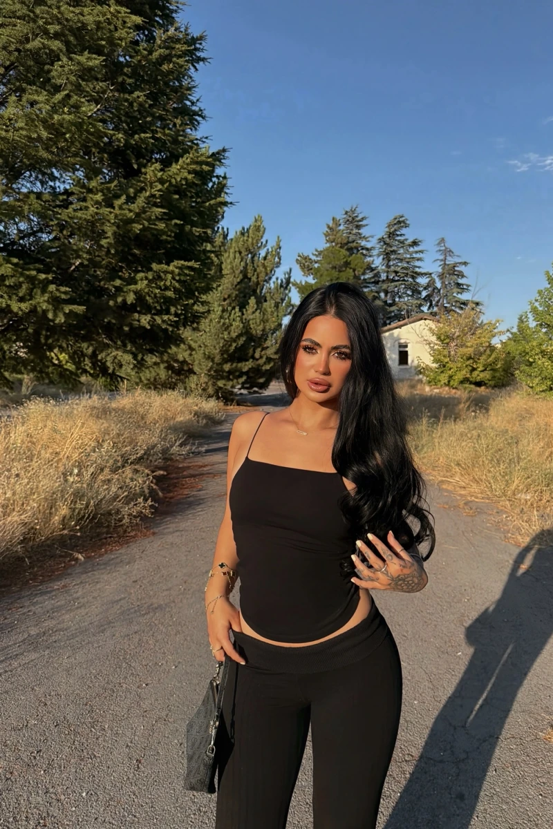 Siyah İp Askılı Basic Crop