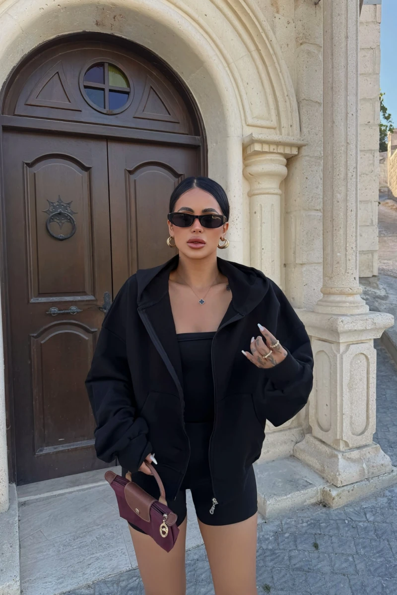 Siyah Kapşonlu Kanguru Cep Hoodie