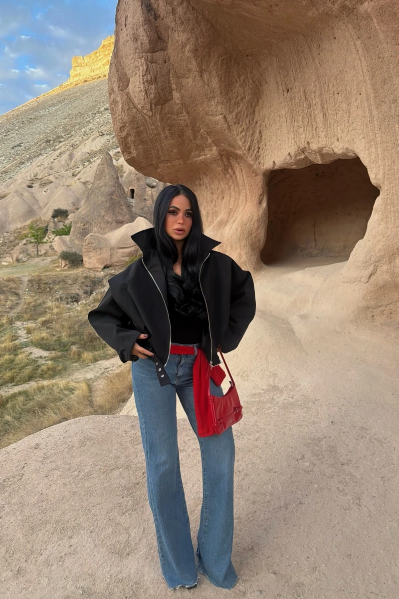 Siyah Kemerli Oversize Bomber Ceket