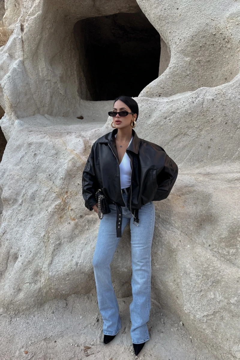 Siyah Kemerli Yarasa Kol Deri Mont