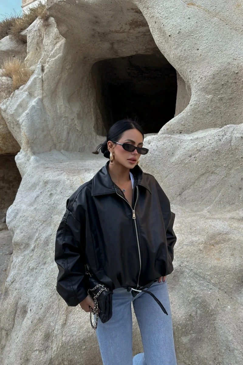 Siyah Kemerli Yarasa Kol Deri Mont